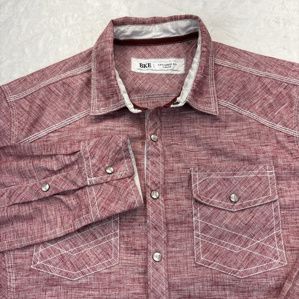 BKE Western Snap Shirt Men Large Red Chambray Cowboy Core Contrast Stitch